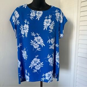 CHAUS Scoop Neck, Short Sleeve, Blouse, Size Med